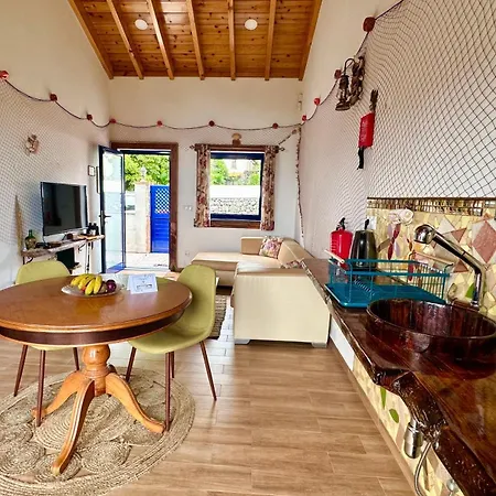 Flora E Fauna House *