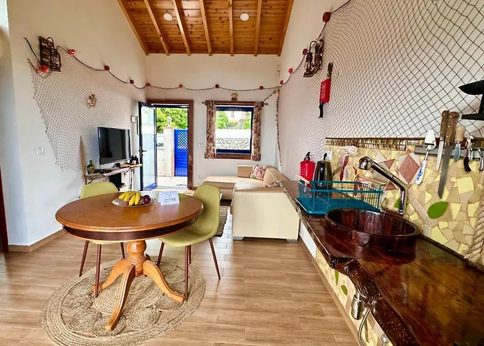 Flora E Fauna House *